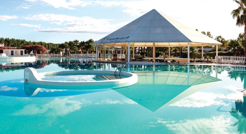 Club Esse Sunbeach Resort