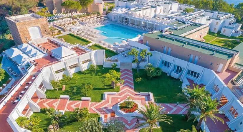 Mangia's Pollina Premium Resort