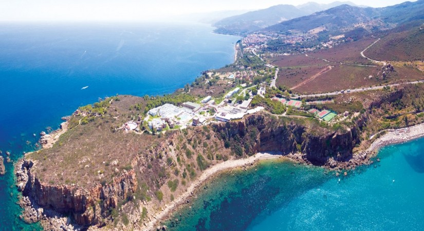 Mangia's Pollina Premium Resort