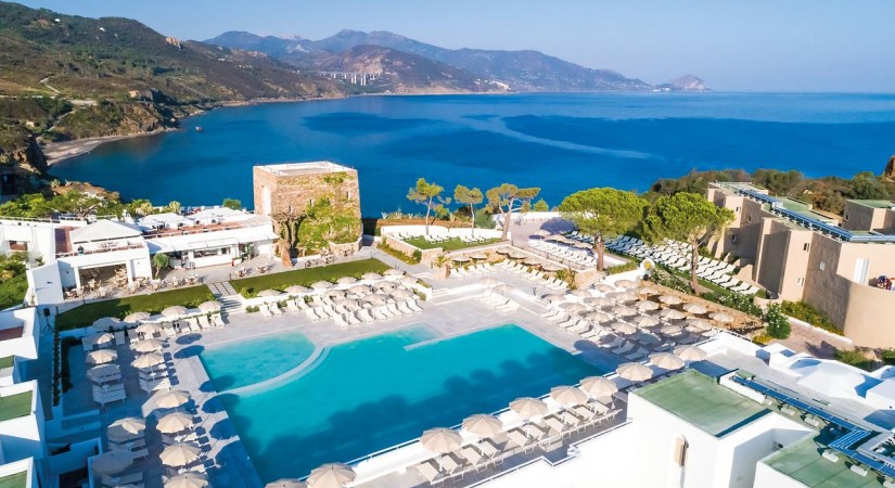 Mangia's Pollina Premium Resort