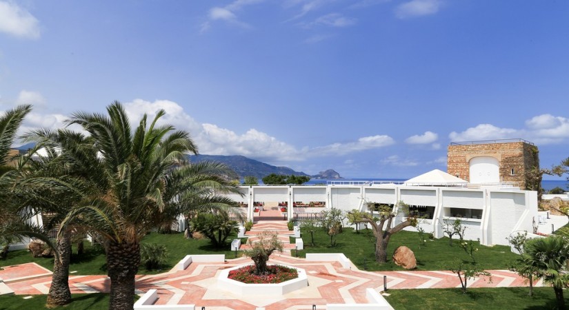 Mangia's Pollina Premium Resort