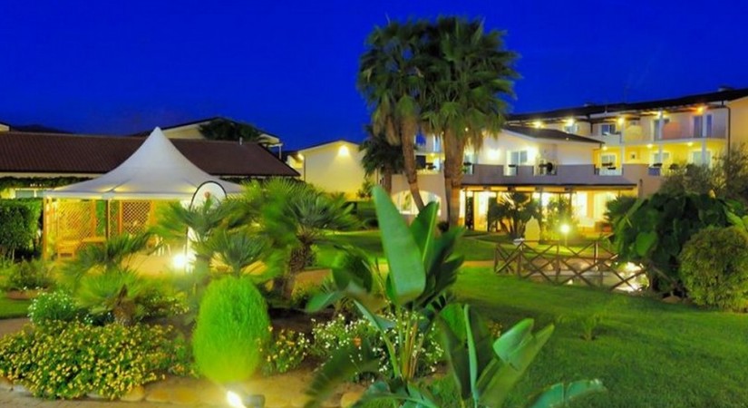 Atelier Premium Nicotera Beach Village