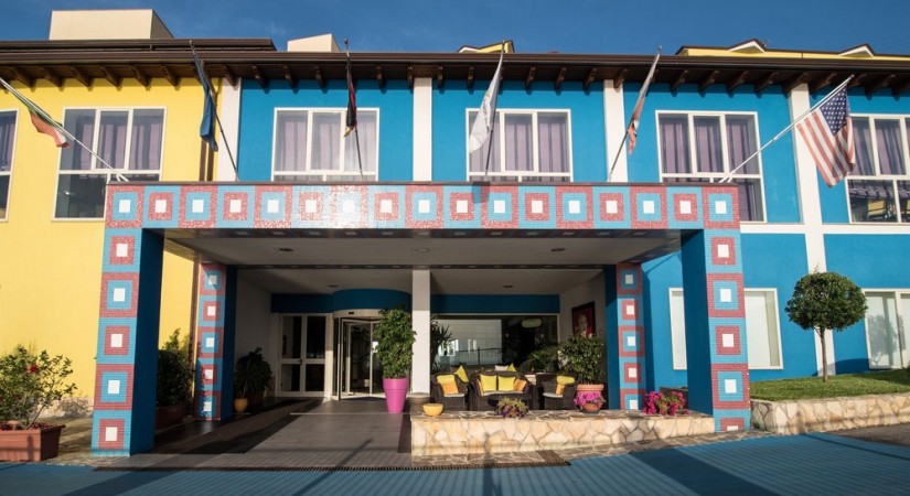 GH Avalon Sikani