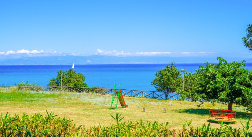 Atelier Club Villaggio Baia Della Rocchetta | Foto 15
