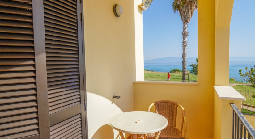 Atelier Club Villaggio Baia Della Rocchetta | Foto 5
