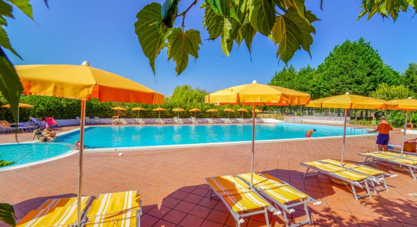 Atelier Club Villaggio Baia Della Rocchetta | Foto 4