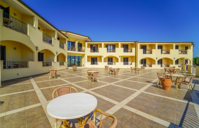 Atelier Club Villaggio Baia Della Rocchetta