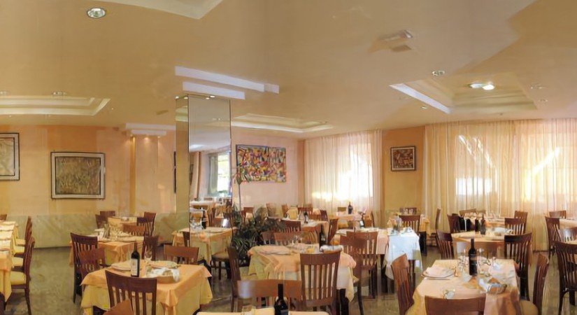 Sea Palace Hotel