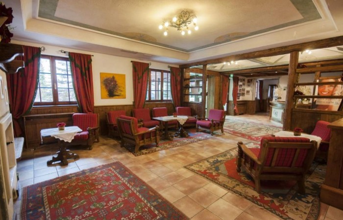 Golf Hotel