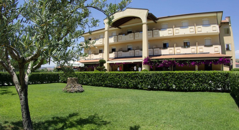 Atelier Premium Madama Club Village