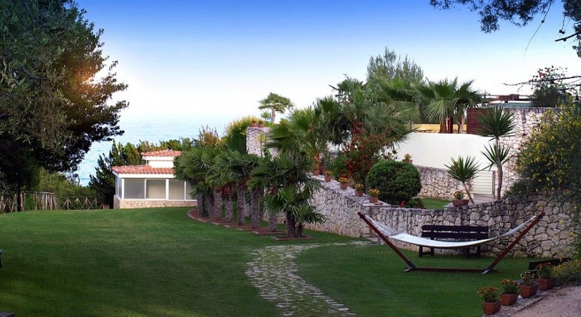 Apulia Hotel Baia dei Faraglioni