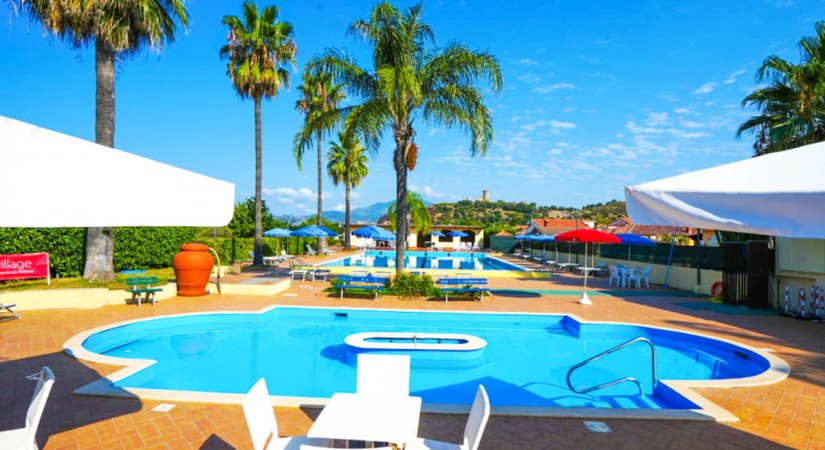 Solone Beach Resort
