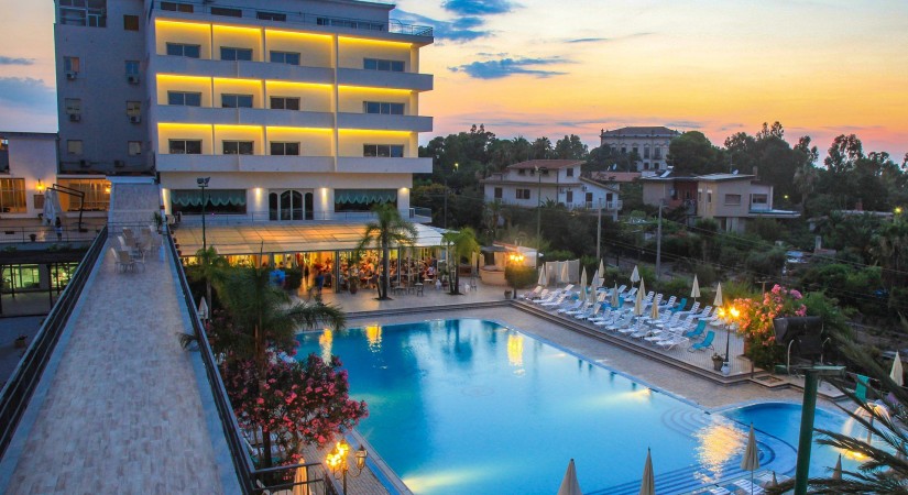 Hotel Santa Lucia Le Sabbie D' Oro