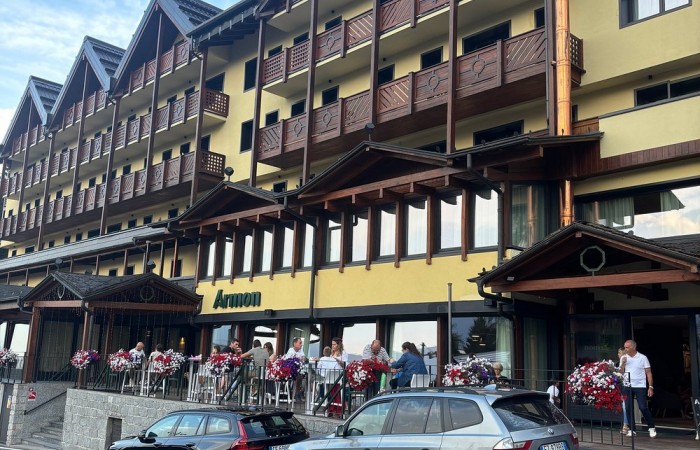 Armon Hotel & Wellnes