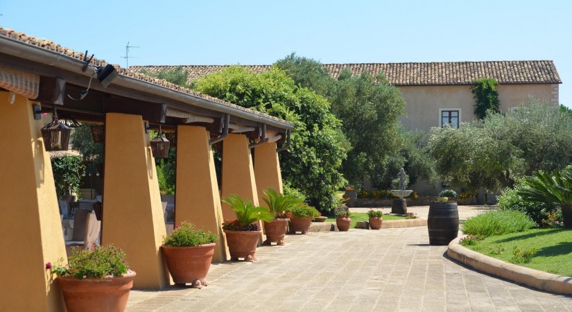 Borghetto Beach Club Resort