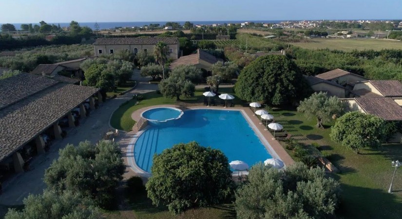 Borghetto Beach Club Resort