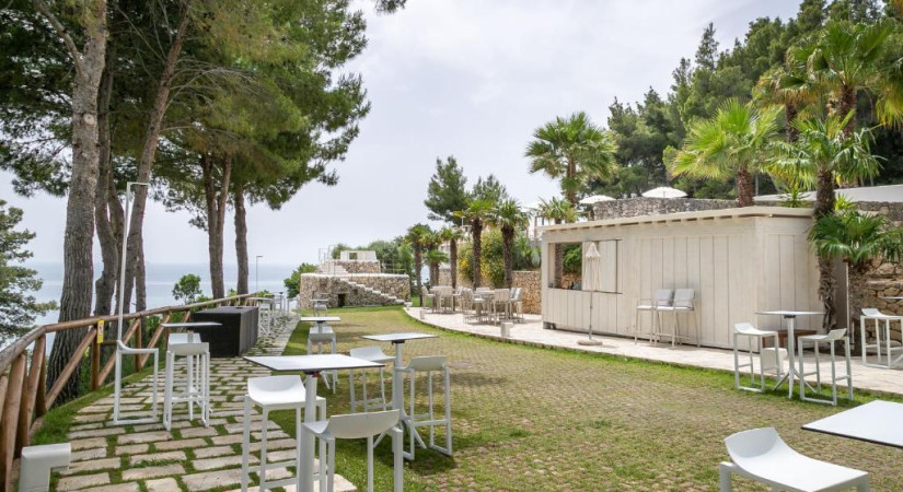 Apulia Hotel Baia dei Faraglioni